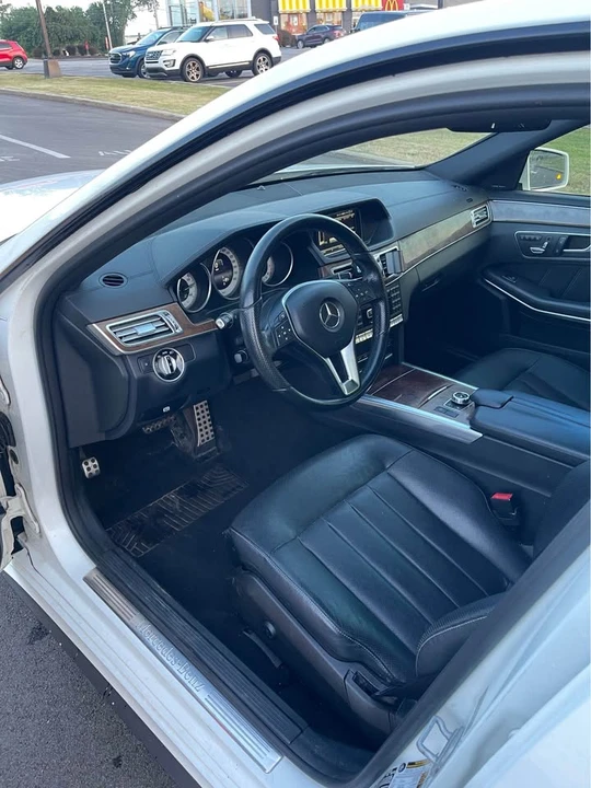 2015 Mercedes-Benz W212 E-Class - Image 6 of 8