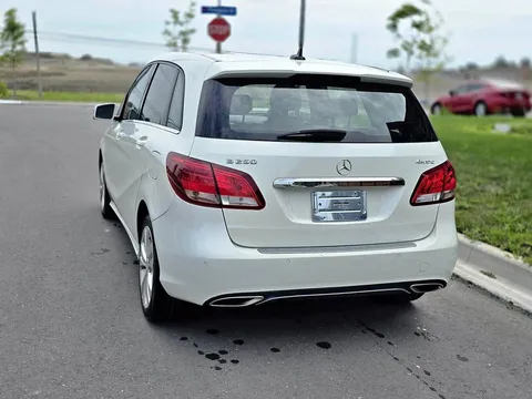 2015 Mercedes-Benz B250