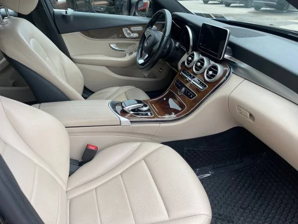 2015 Mercedes-Benz W205 C-Class - Image 8 of 15
