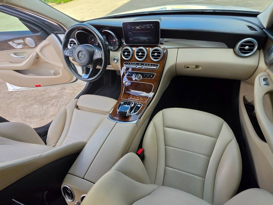 2015 Mercedes-Benz W205 C-Class - Image 13 of 24