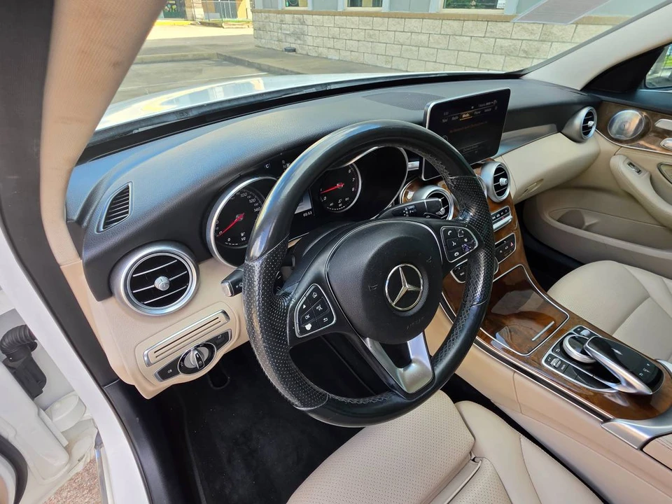 2015 Mercedes-Benz W205 C-Class - Image 17 of 24