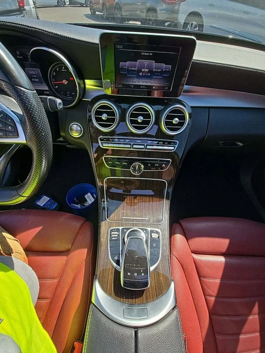 2015 Mercedes-Benz W205 C-Class - Image 10 of 12