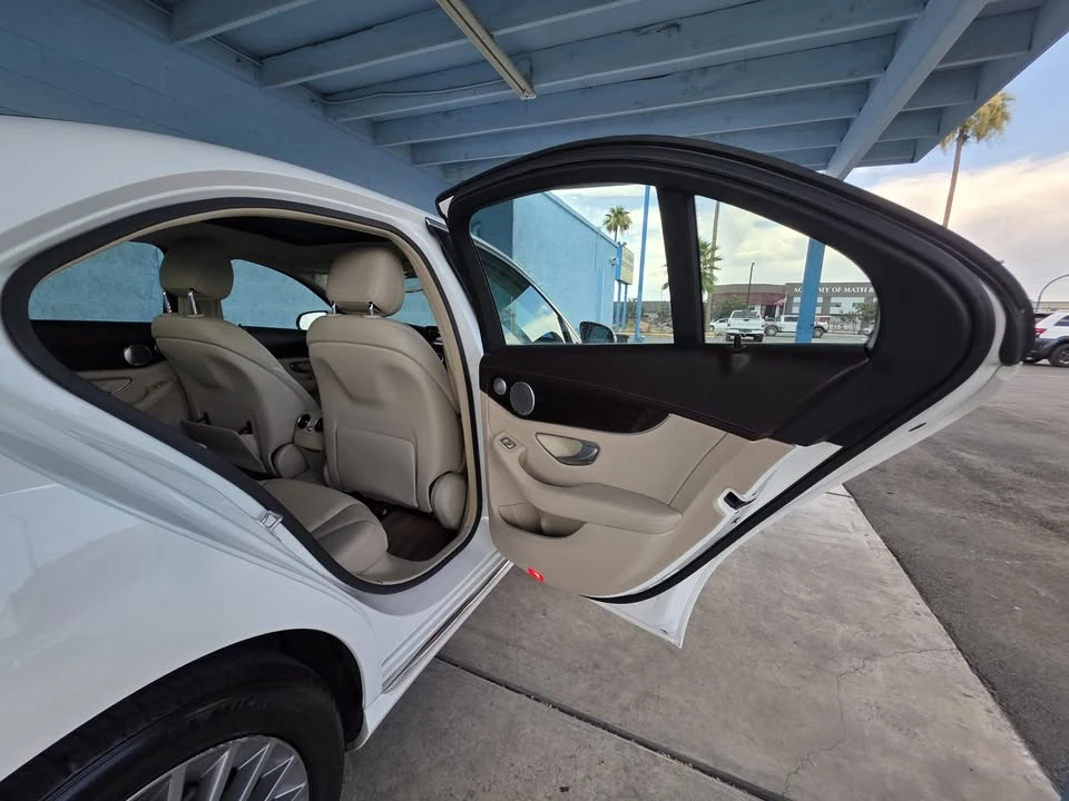 2015 Mercedes-Benz W205 C-Class - Image 17 of 18