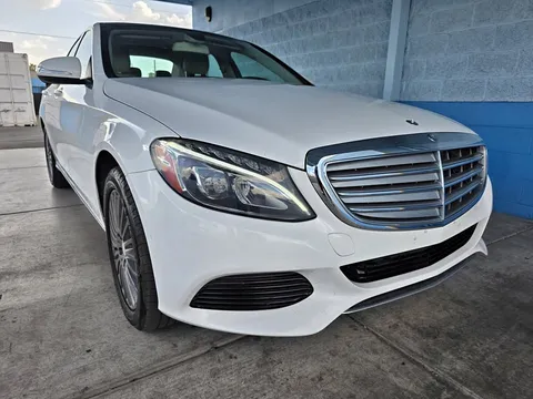 2015 Mercedes-Benz C 300 Luxury 4MATIC