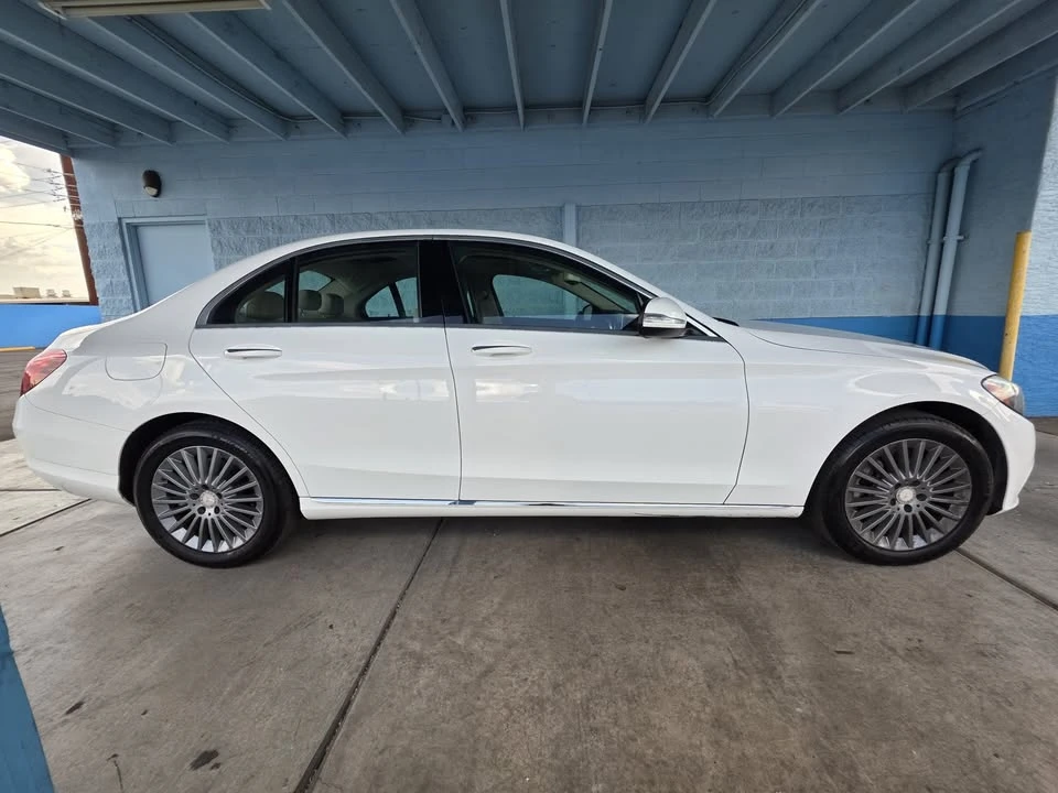 2015 Mercedes-Benz W205 C-Class - Image 2 of 18