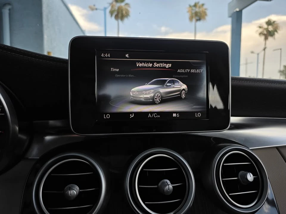 2015 Mercedes-Benz W205 C-Class - Image 11 of 18