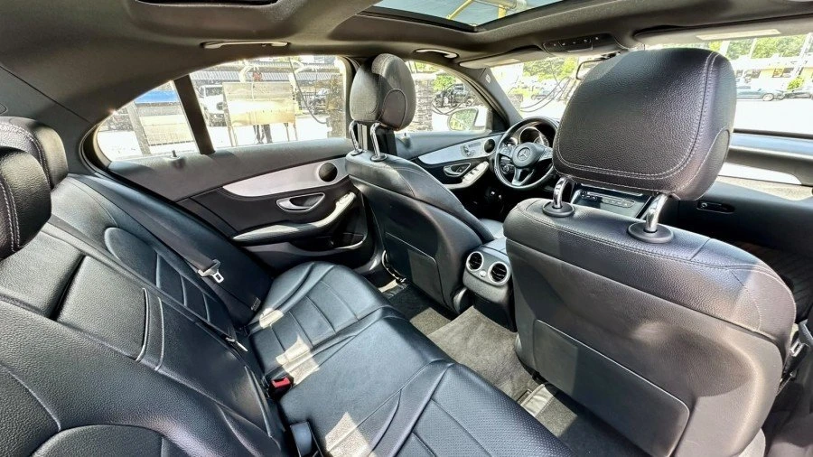 2015 Mercedes-Benz W205 C-Class - Image 2 of 20