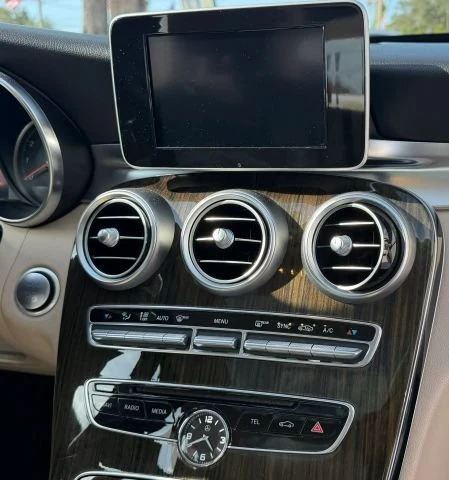 2015 Mercedes-Benz W205 C-Class - Image 15 of 18