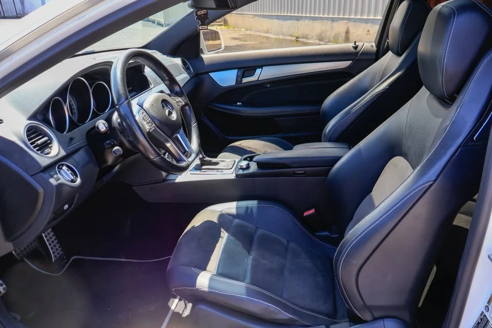 2015 Mercedes-Benz W205 C-Class - Image 8 of 8