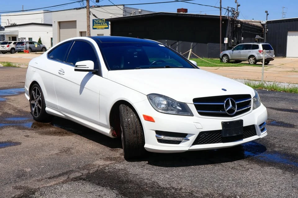 2015 Mercedes-Benz W205 C-Class - Image 4 of 8