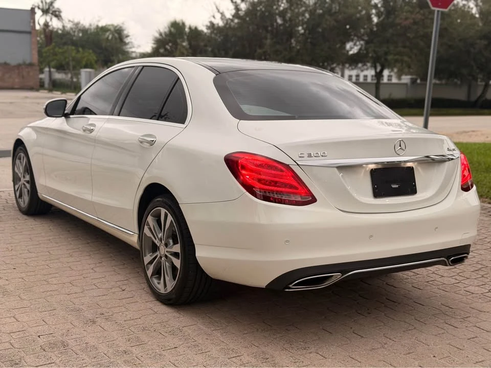 2015 Mercedes-Benz W205 C-Class - Image 17 of 18