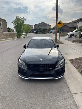 2015 Mercedes-Benz C-Class C 300 4MATIC Luxury Sedan 4D