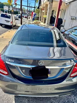 2015 Mercedes-Benz C-Class C 300 4MATIC Luxury Sedan 4D