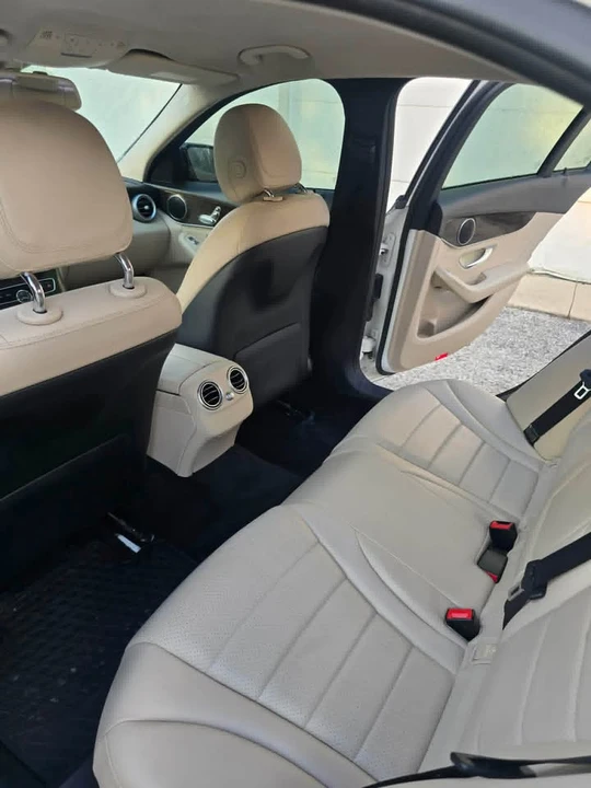 2015 Mercedes-Benz W205 C-Class - Image 5 of 10