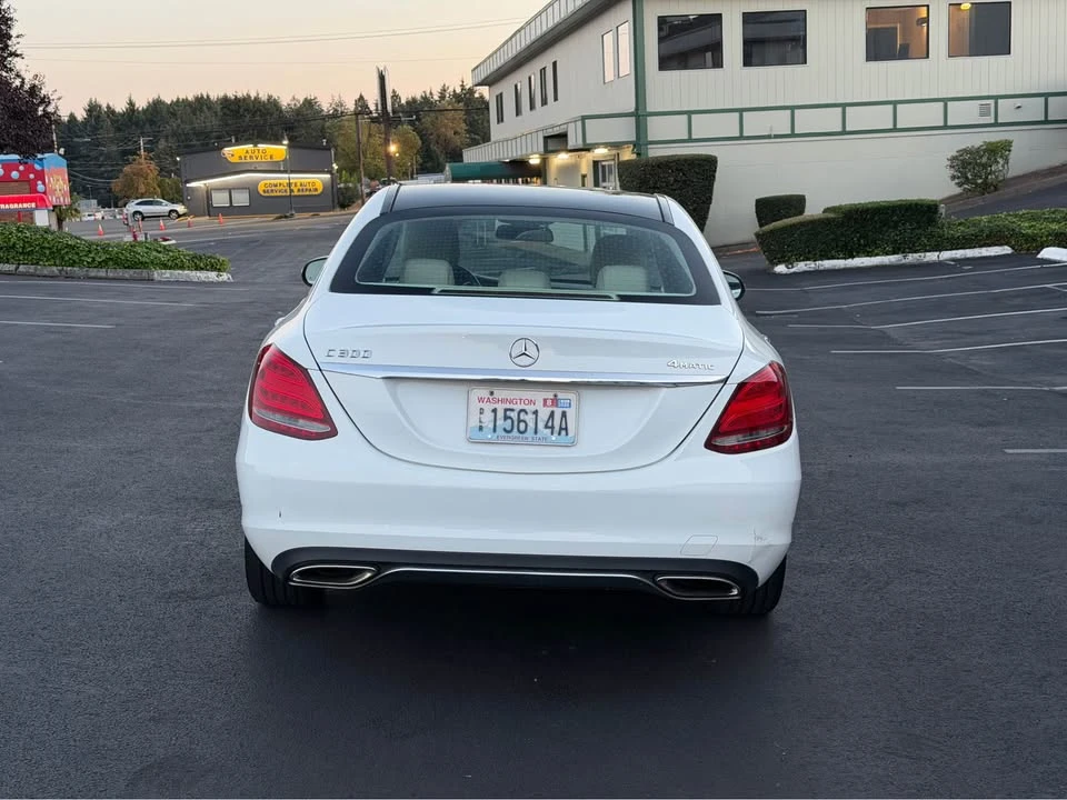 2015 Mercedes-Benz W205 C-Class - Image 4 of 17