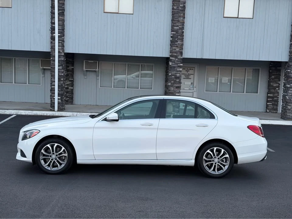 2015 Mercedes-Benz W205 C-Class - Image 2 of 17
