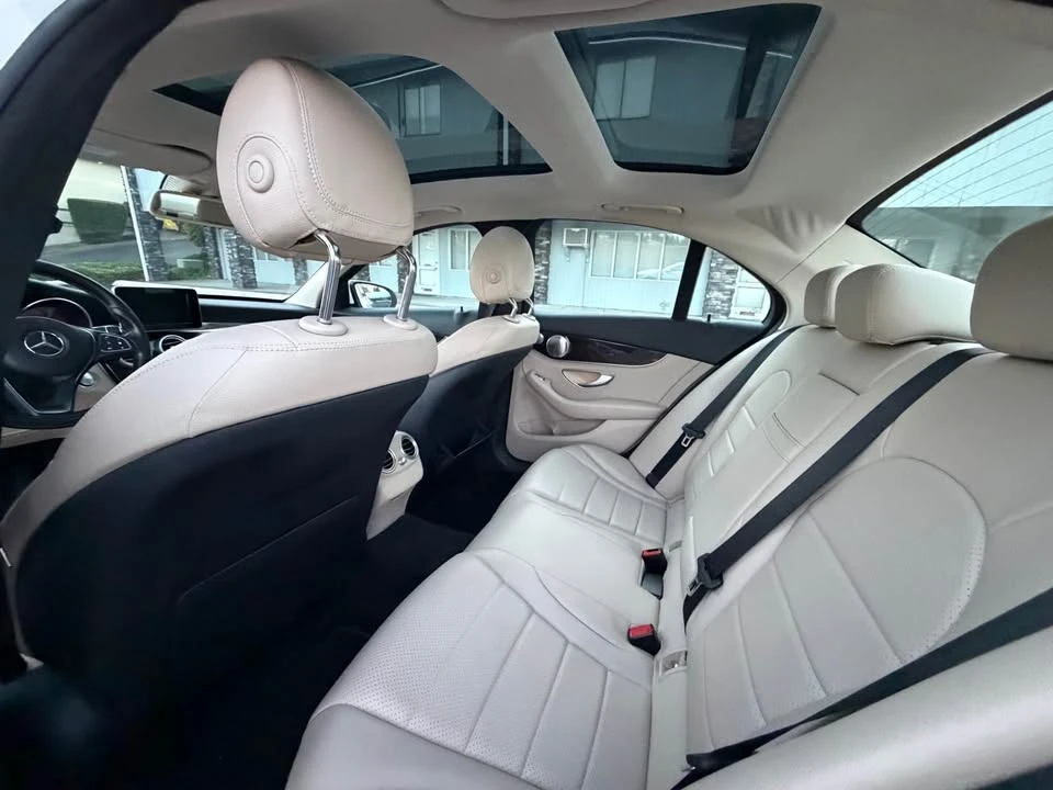 2015 Mercedes-Benz W205 C-Class - Image 12 of 17
