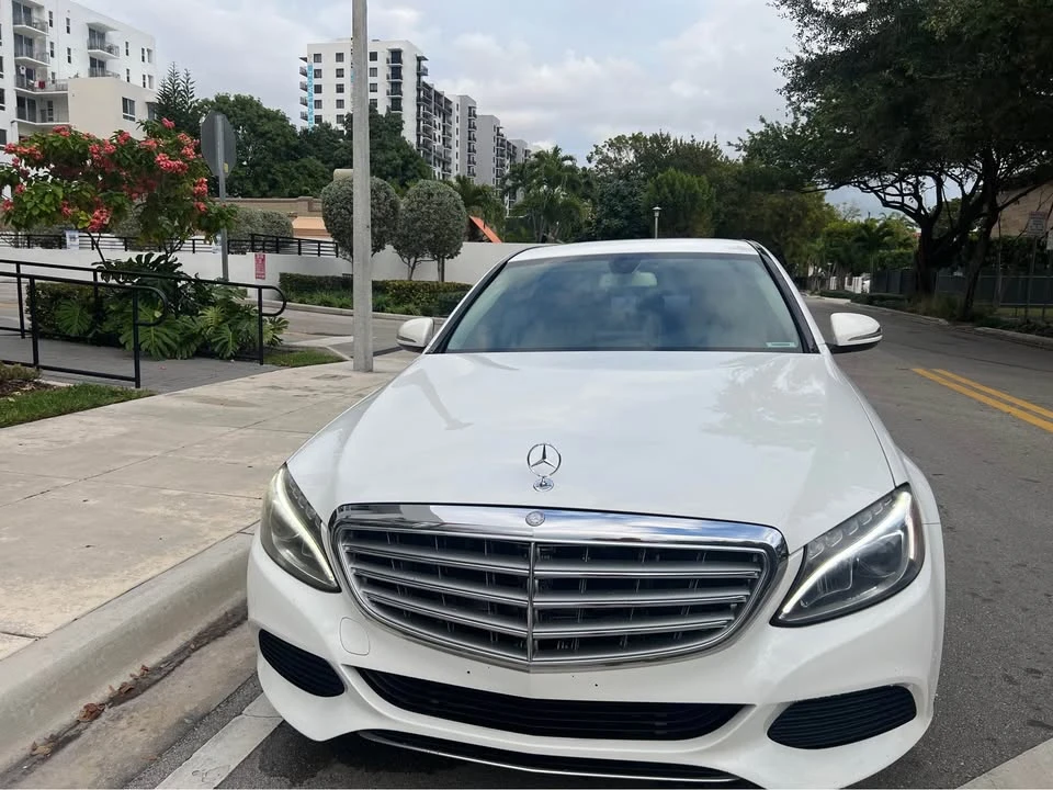 2015 Mercedes-Benz W205 C-Class - Image 6 of 20