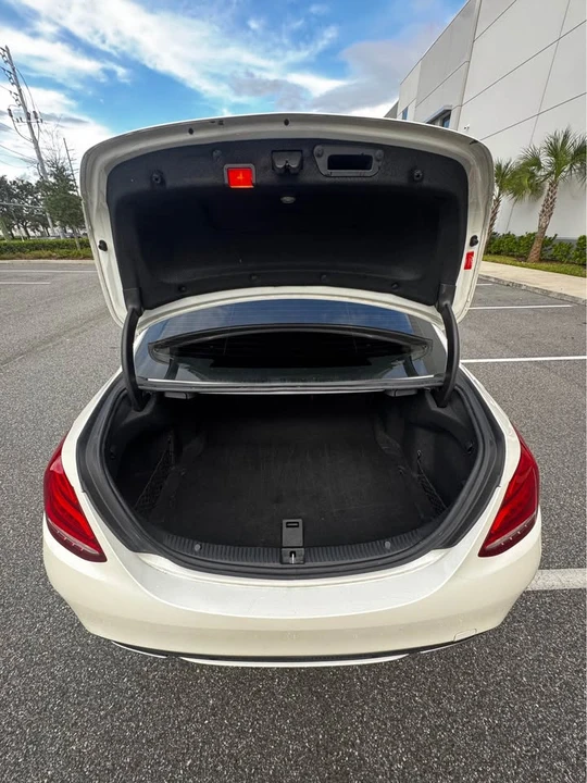 2015 Mercedes-Benz W205 C-Class - Image 18 of 19