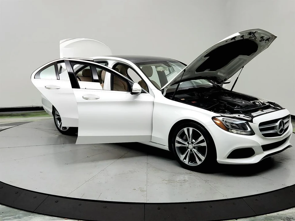 2015 Mercedes-Benz W205 C-Class - Image 10 of 12