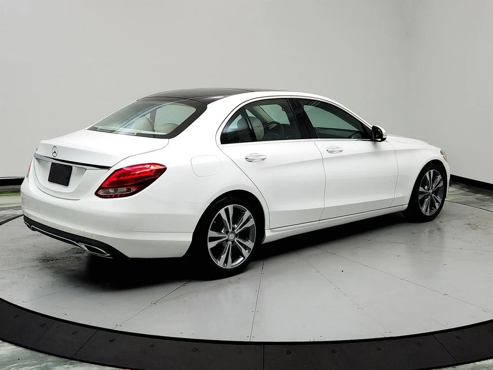 2015 Mercedes-Benz W205 C-Class - Image 5 of 12