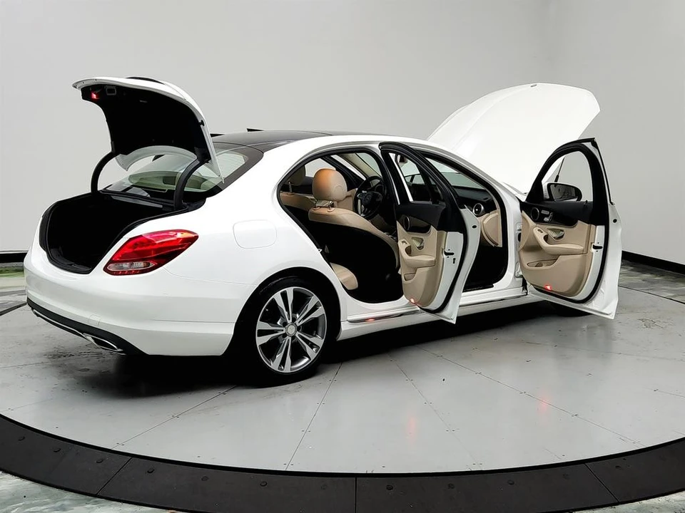 2015 Mercedes-Benz W205 C-Class - Image 11 of 12