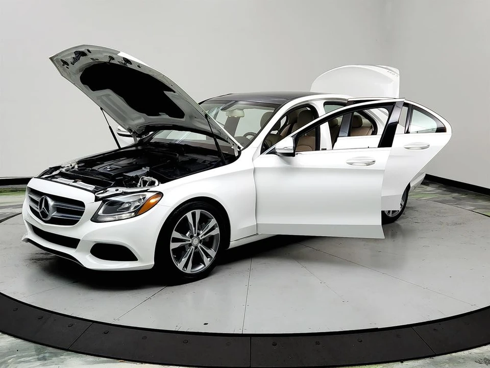 2015 Mercedes-Benz W205 C-Class - Image 9 of 12