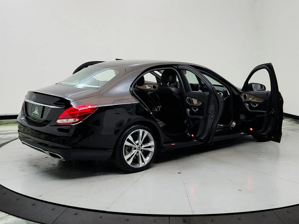 2015 Mercedes-Benz W205 C-Class - Image 10 of 12