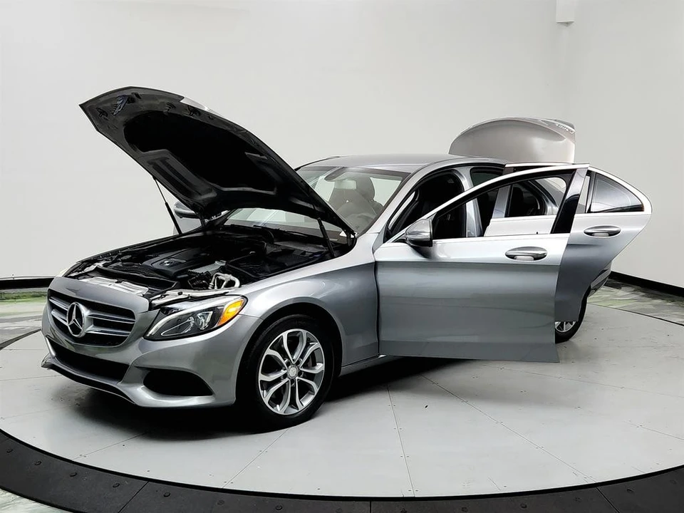 2015 Mercedes-Benz W205 C-Class - Image 9 of 12