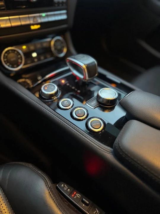 2015 Mercedes-Benz W205 C-Class - Image 16 of 20