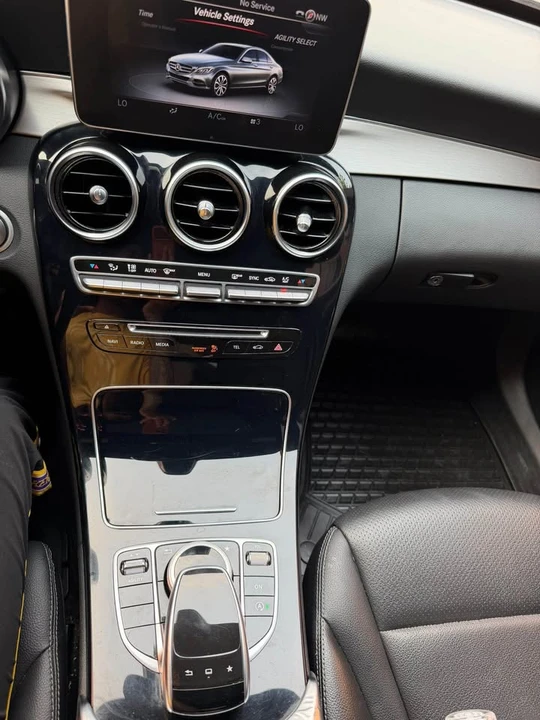 2015 Mercedes-Benz W204 C-Class - Image 7 of 9
