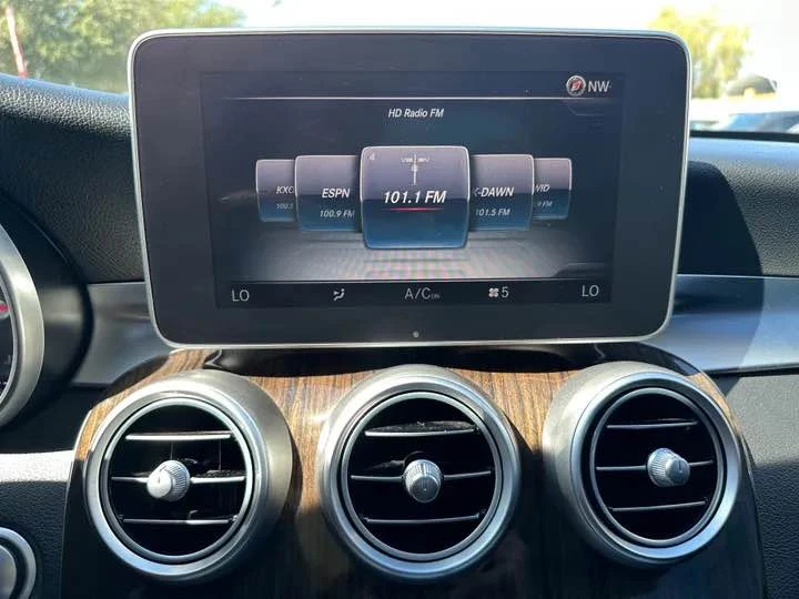 2015 Mercedes-Benz W205 C-Class - Image 12 of 16