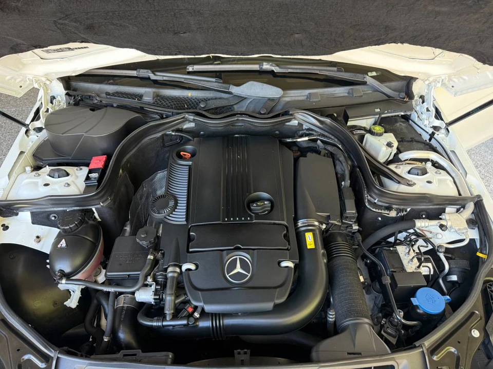 2015 Mercedes-Benz W205 C-Class - Image 6 of 10