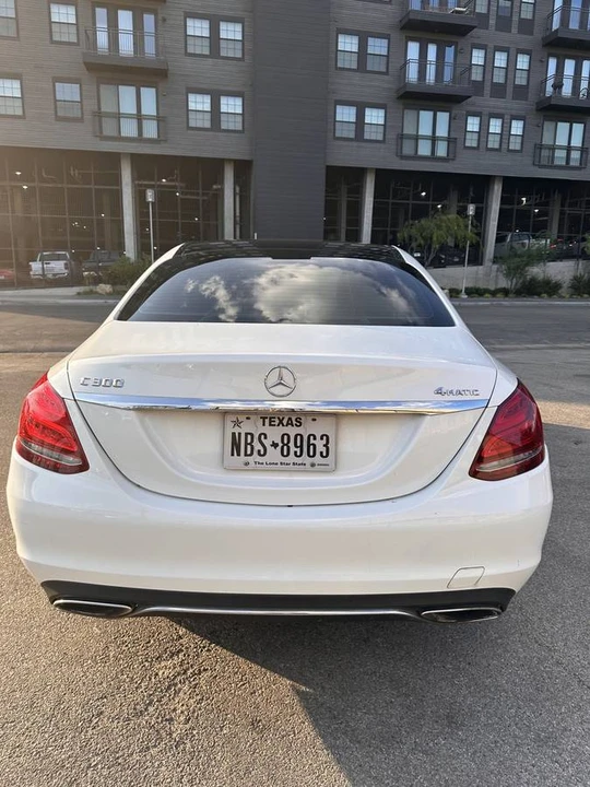 2015 Mercedes-Benz W205 C-Class - Image 9 of 10