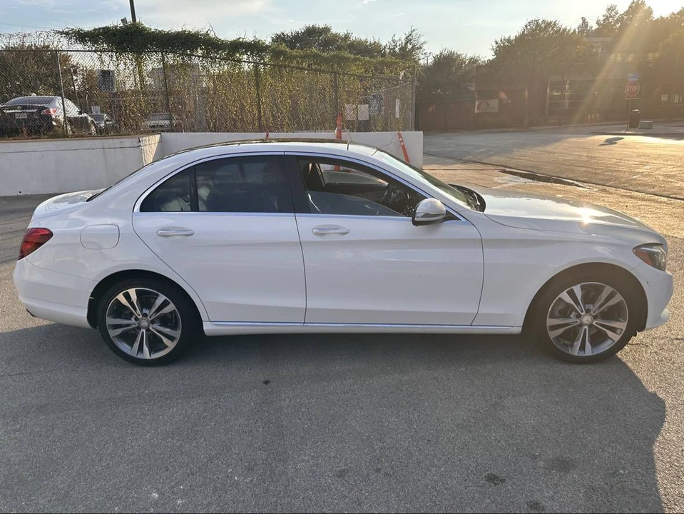 2015 Mercedes-Benz W205 C-Class - Image 8 of 10