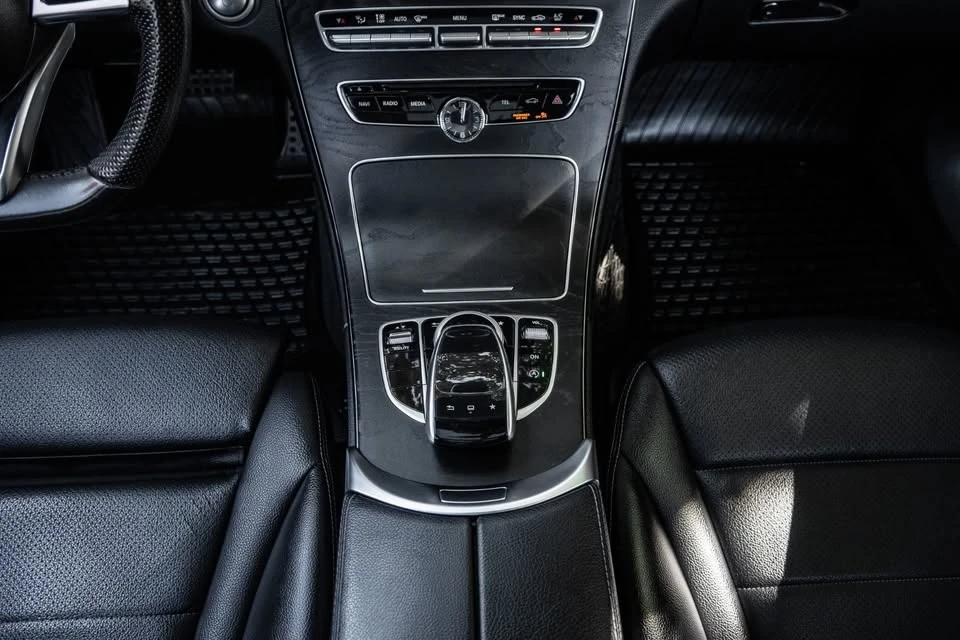 2015 Mercedes-Benz W205 C-Class - Image 11 of 20