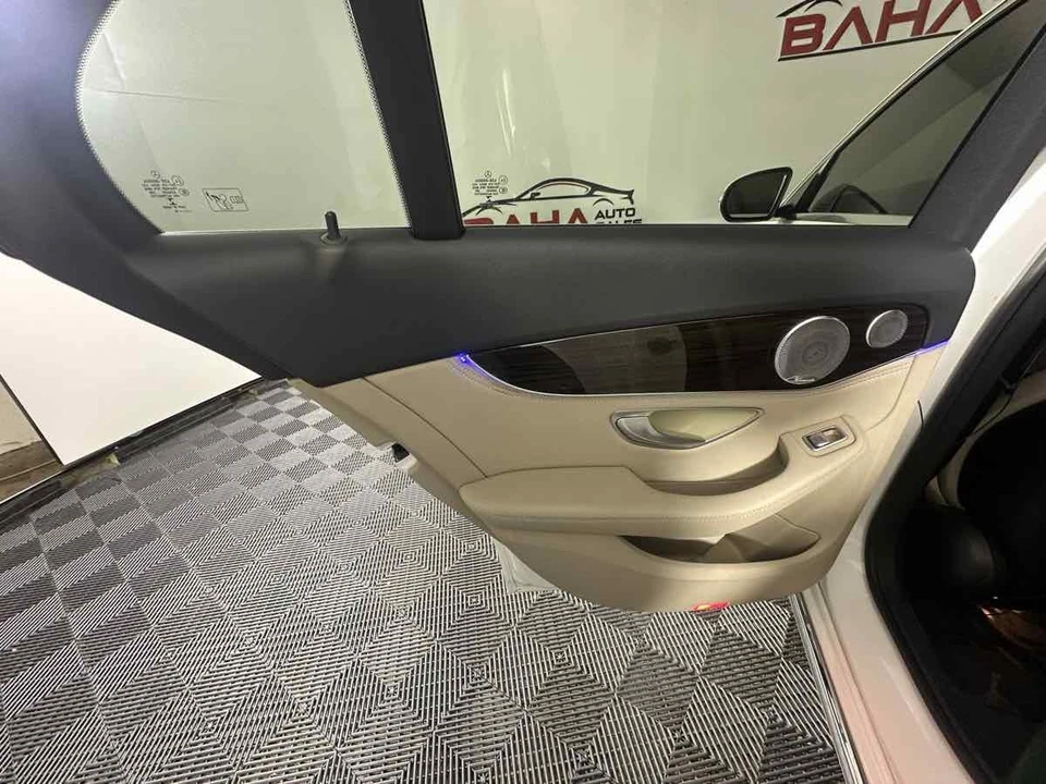 2015 Mercedes-Benz W205 C-Class - Image 17 of 21