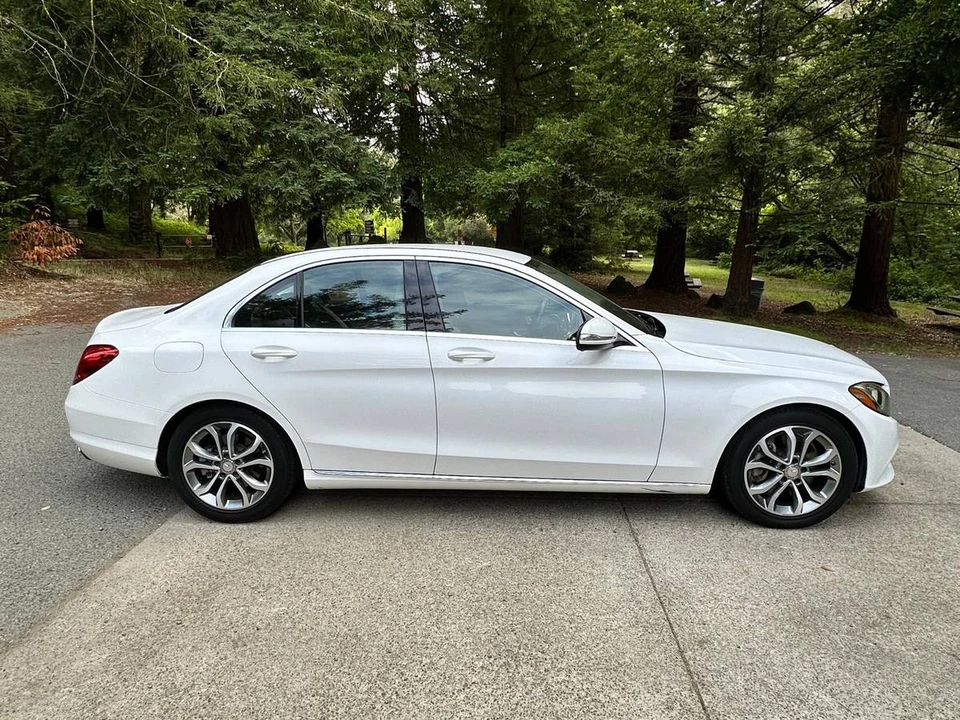 2015 Mercedes-Benz W205 C-Class - Image 2 of 24