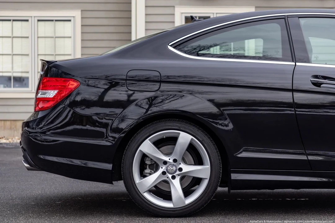 2015 Mercedes-Benz W204 C-Class - Image 6 of 21