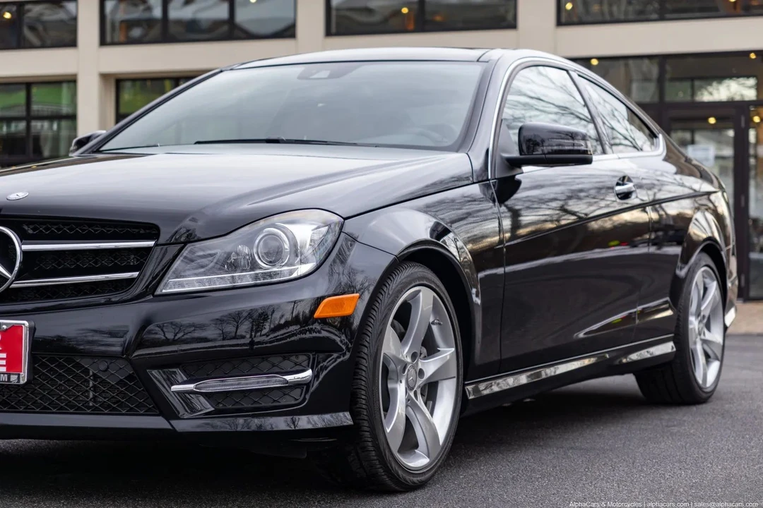 2015 Mercedes-Benz W204 C-Class - Image 15 of 21