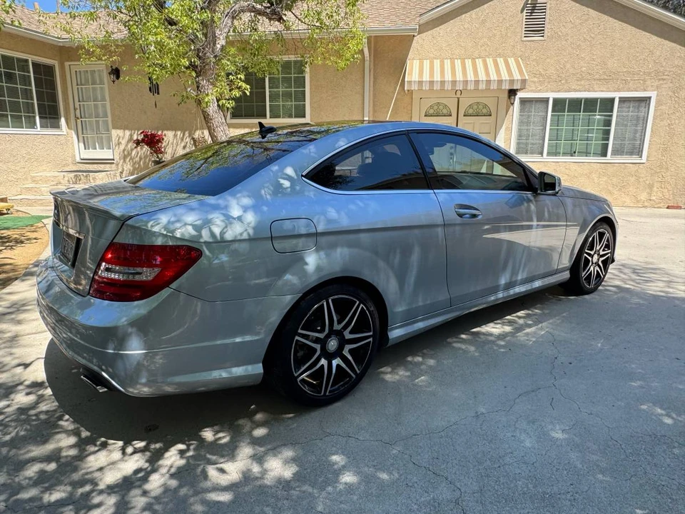 2015 Mercedes-Benz W204 C-Class - Image 2 of 16