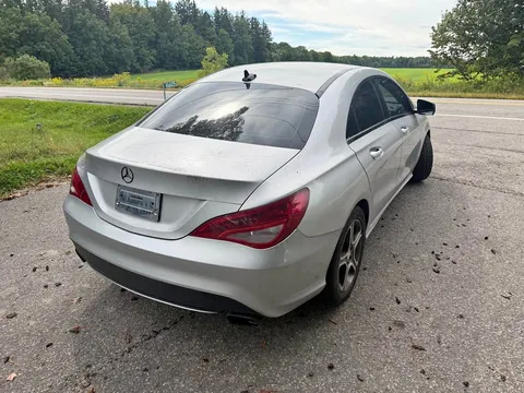 2015 Mercedes-Benz CLA