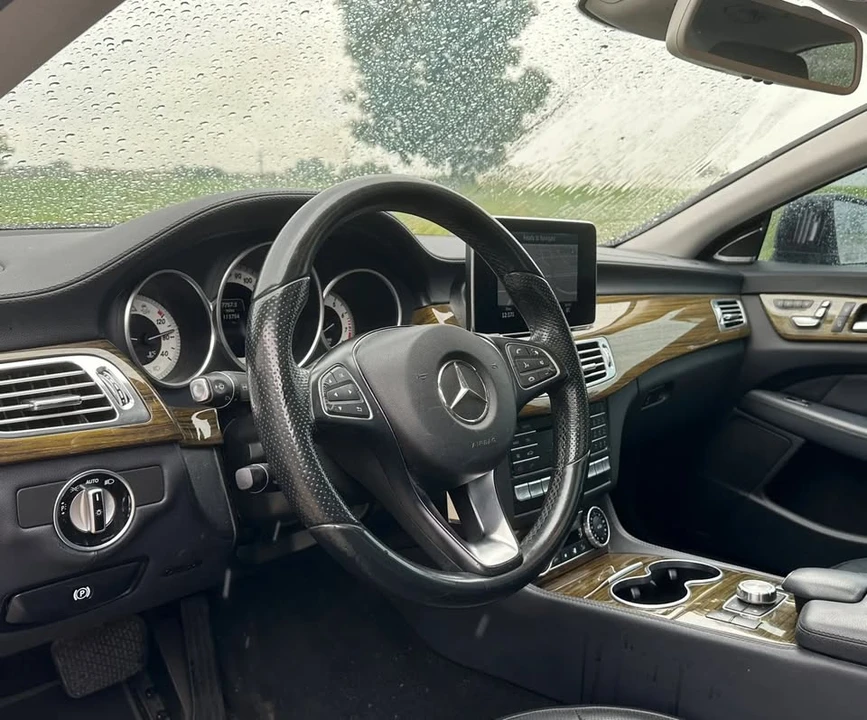 2015 Mercedes-Benz C218 CLS-Class - Image 6 of 20