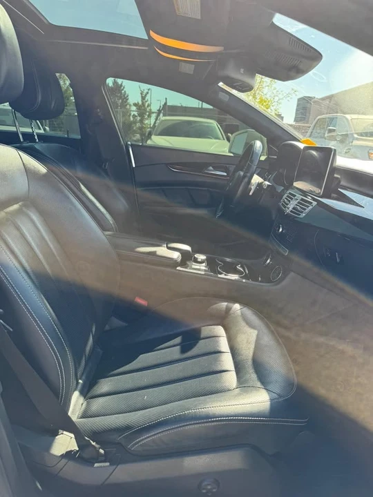 2015 Mercedes-Benz C218 CLS-Class - Image 9 of 15
