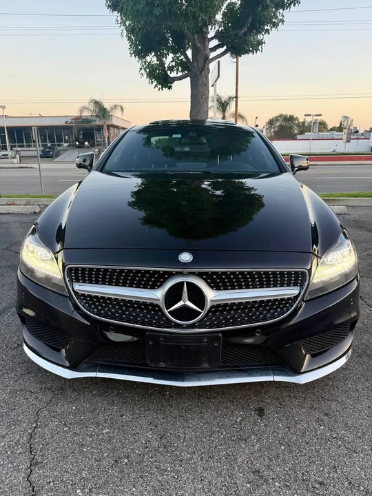 2015 Mercedes-Benz C218 CLS-Class - Image 2 of 20