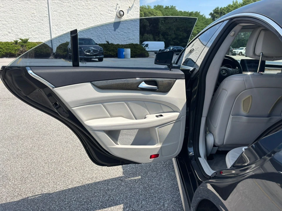 2015 Mercedes-Benz C218 CLS-Class - Image 15 of 21