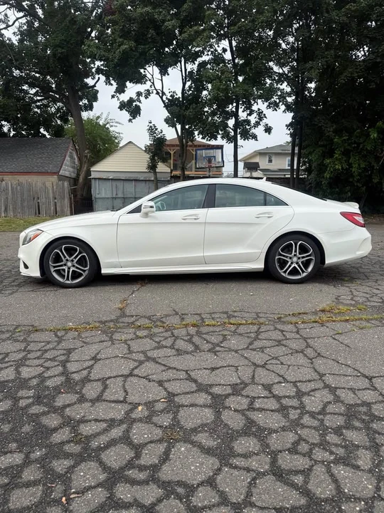 2015 Mercedes-Benz C218 CLS-Class - Image 2 of 20