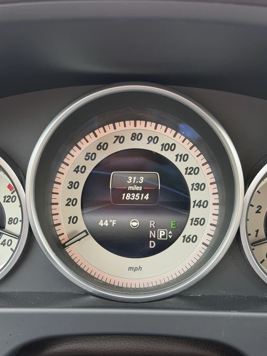 2015 Mercedes-Benz W212 E-Class - Image 10 of 19