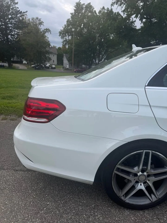 2015 Mercedes-Benz W212 E-Class - Image 13 of 19