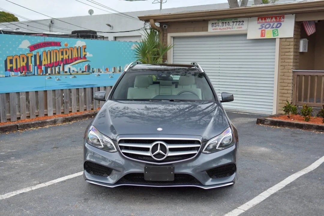 2015 Mercedes-Benz W212 E-Class - Image 3 of 12